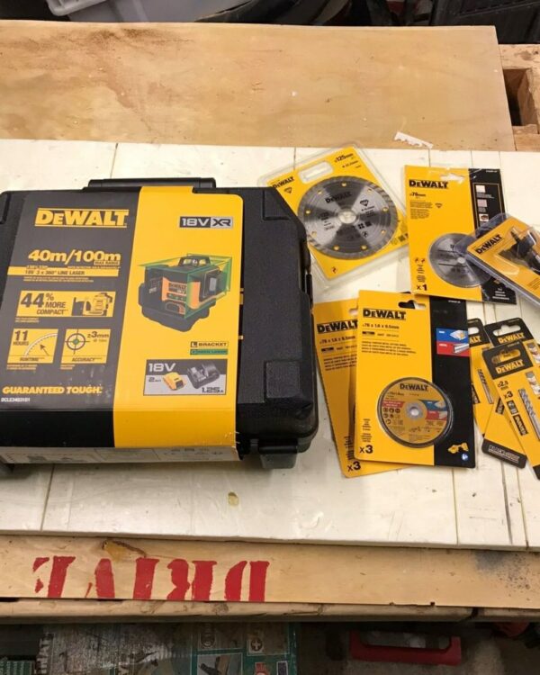 Dewalt tool pallets - Image 10
