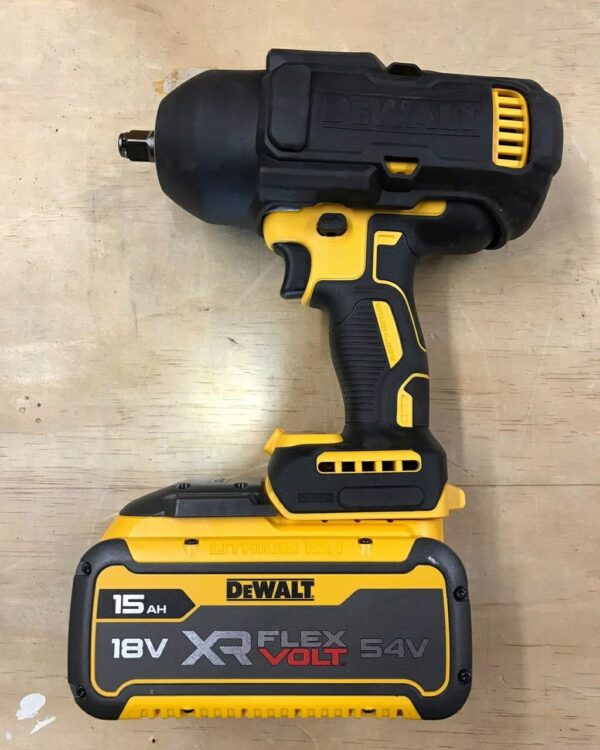 Dewalt tool pallets - Image 18
