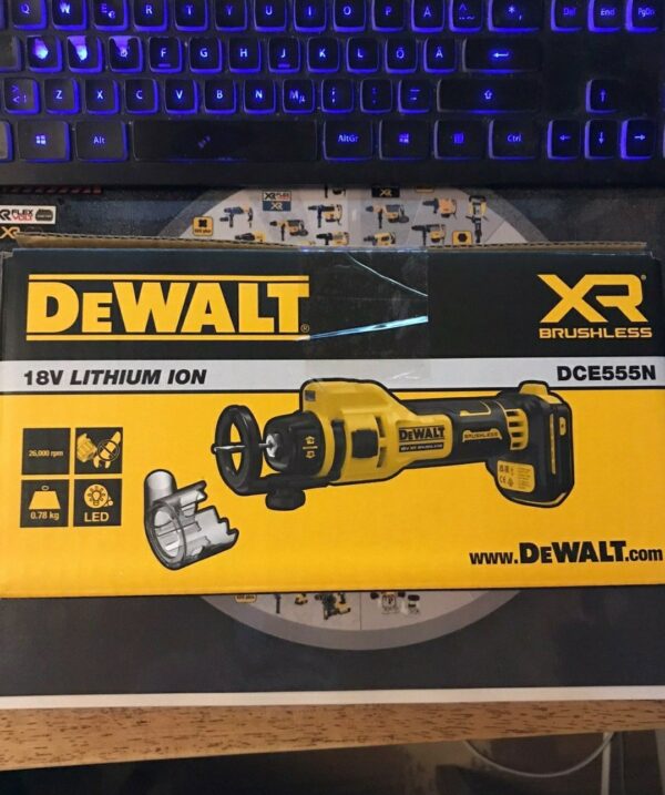 Dewalt tool pallets - Image 28