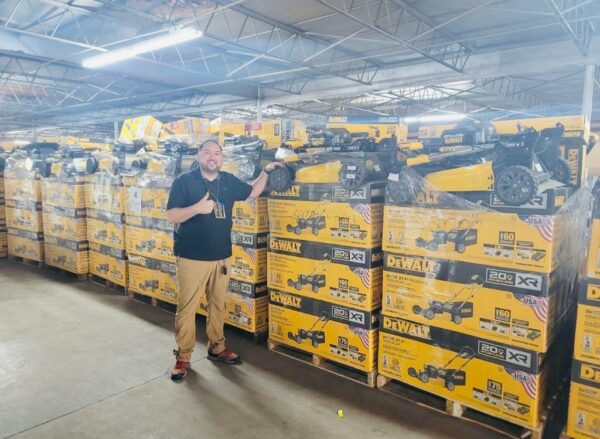Dewalt tool pallets - Image 6
