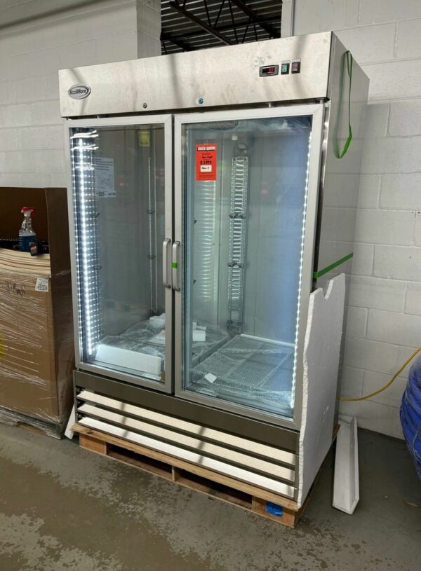 Glass Door Reach-In Freeze - Image 5