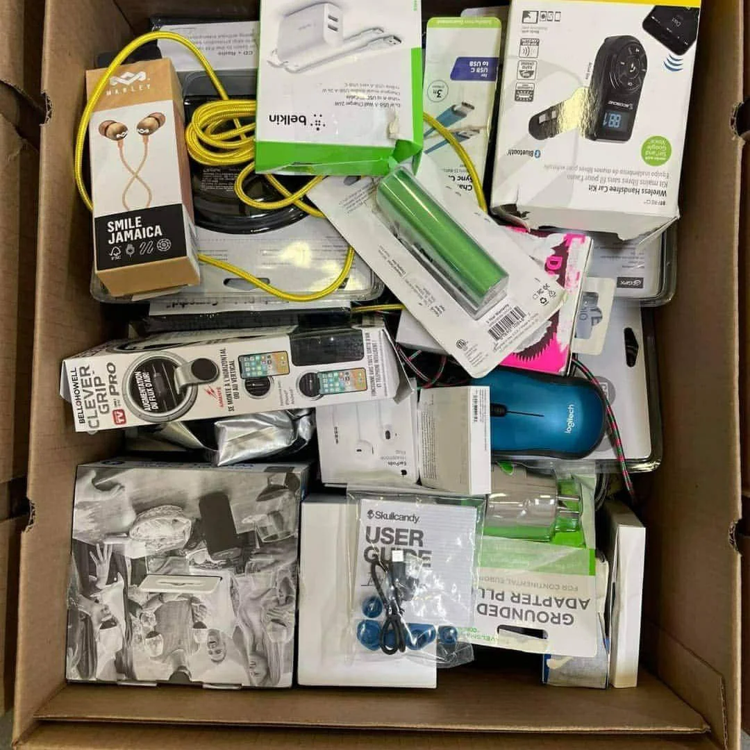 Electronic Accessories Pallet