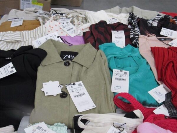 Buy ‘LUXURY’ Retail Accessories (Pallet) - Image 9