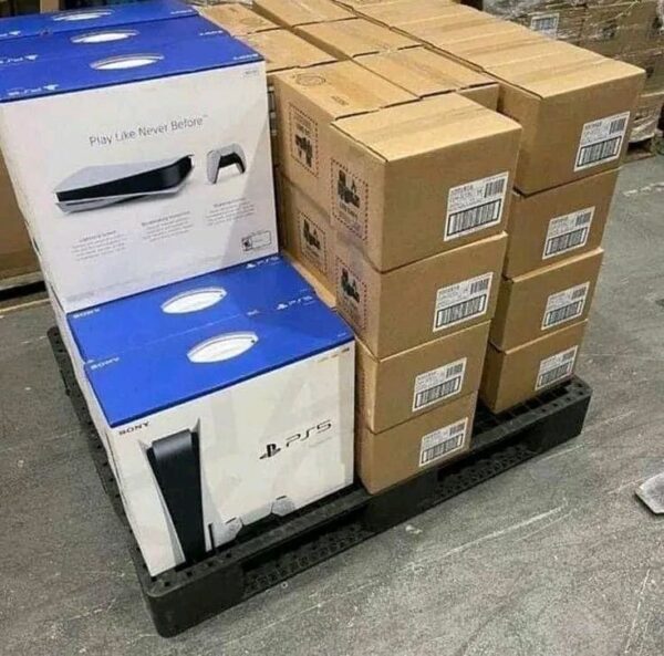 PlayStation 5 _ Disc Edition (Pallet) - Image 2