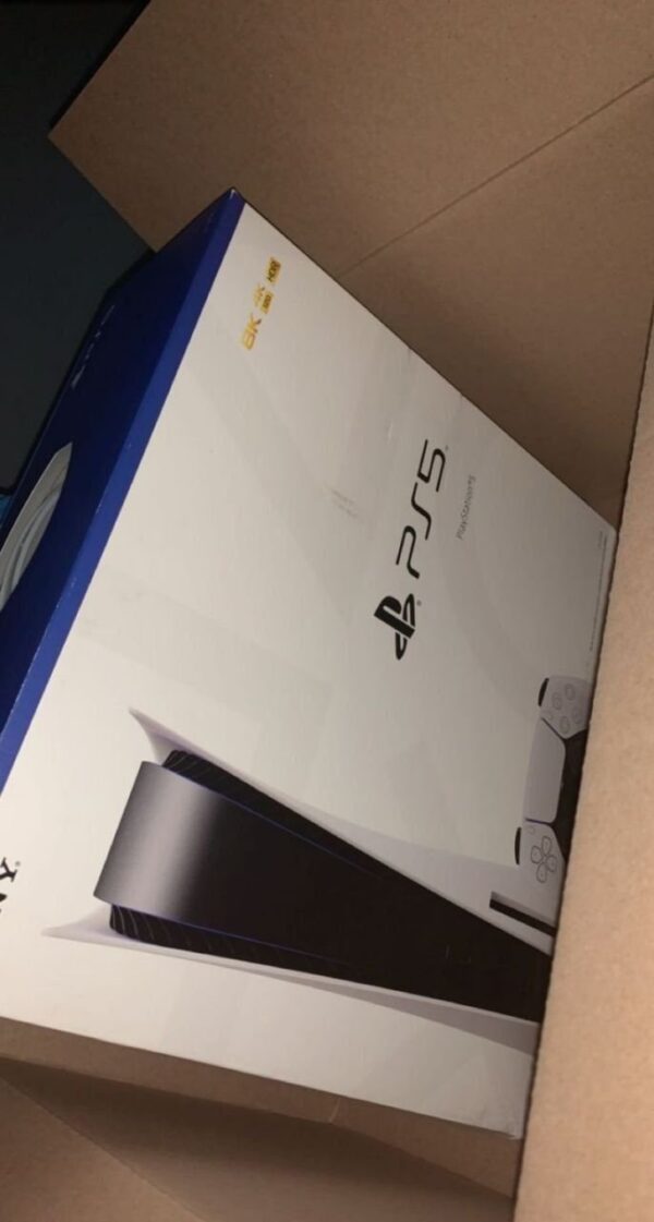 PlayStation 5 _ Disc Edition (Pallet) - Image 3
