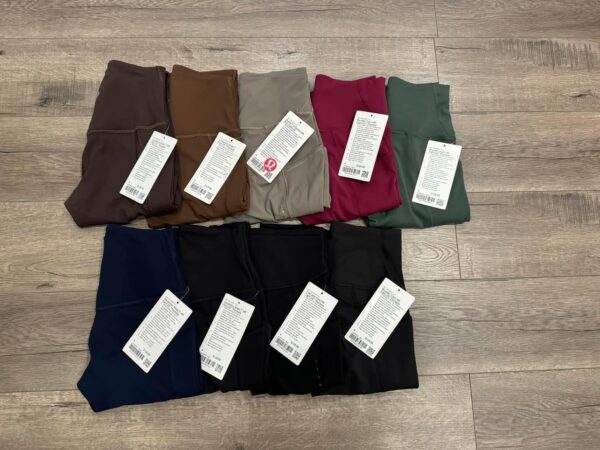 Lululemon clothing pallet - Image 19