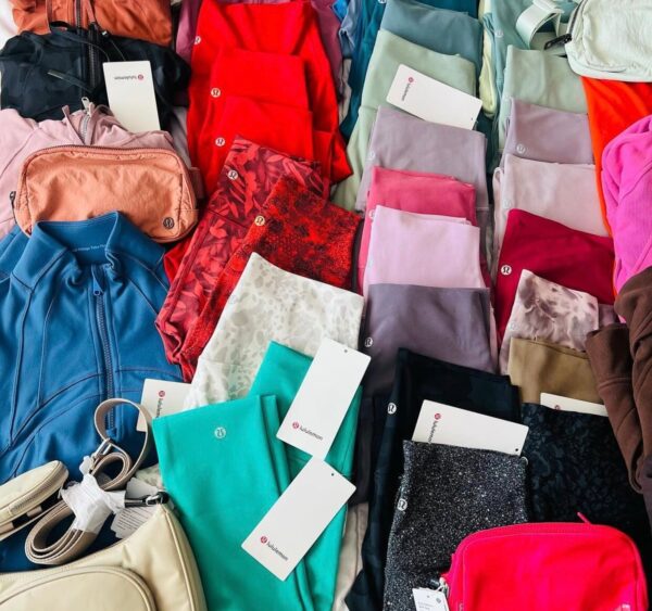 Lululemon clothing pallet - Image 6