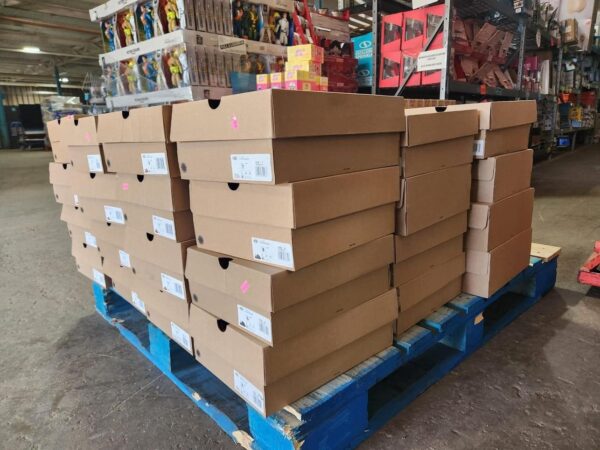 Ugg shoe pallets - Image 6