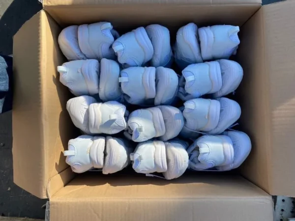 Toms & Air Force 1 Sneakers (Pallet)