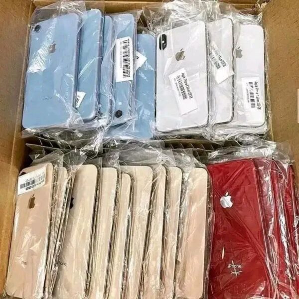 Buy iPhone Pallet (Box of 100) - Image 9